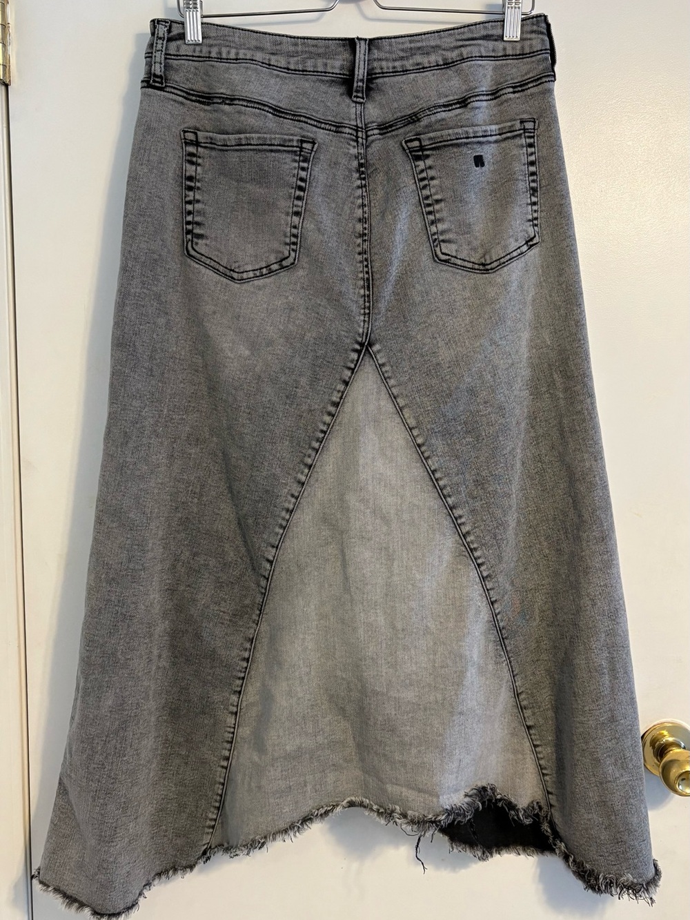 Women's Grey Denim A-Line Midi Skirt with Back Vent